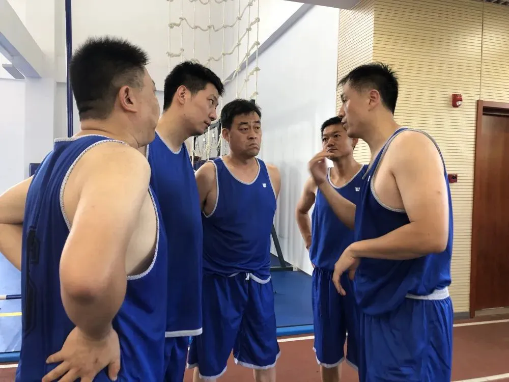 如何借助专业篮球教练提升个人声誉_1